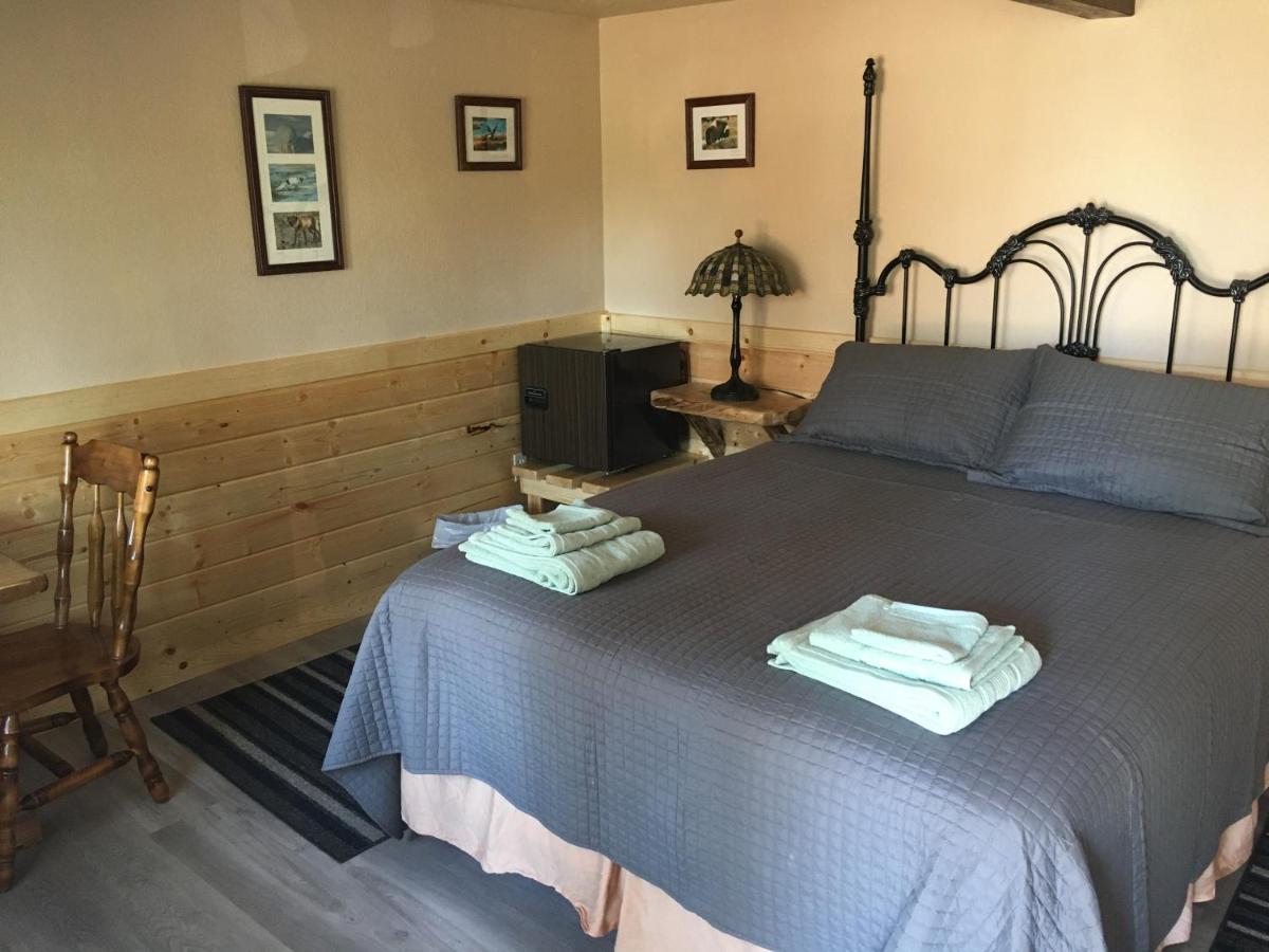 Whispering Woods Ak Homestay *