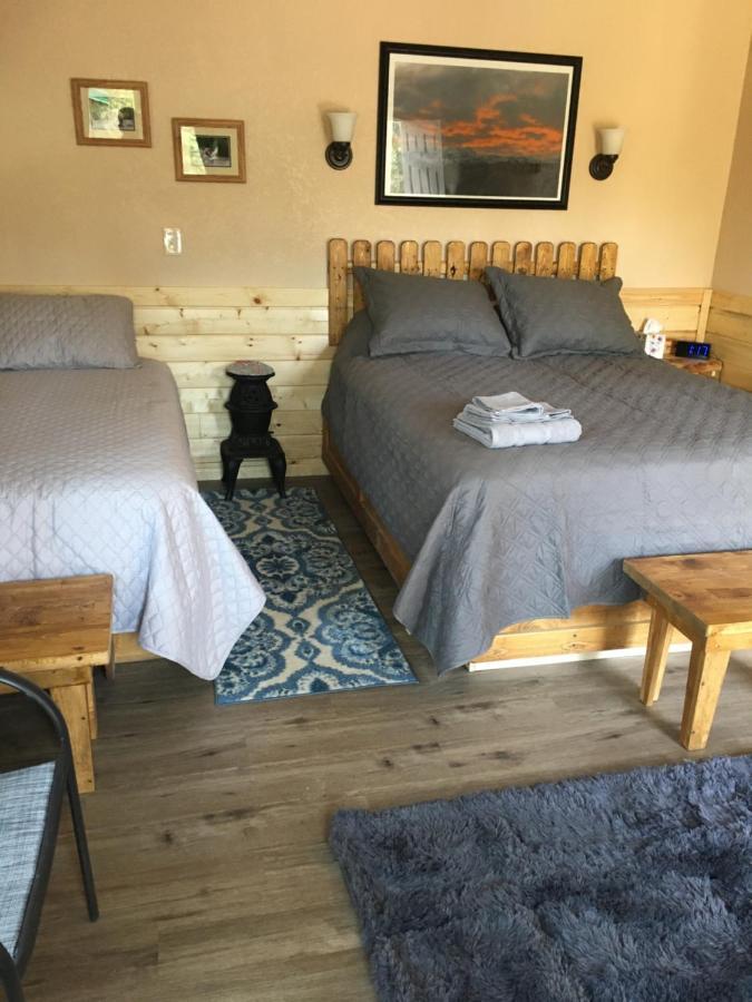 Whispering Woods Ak Homestay *